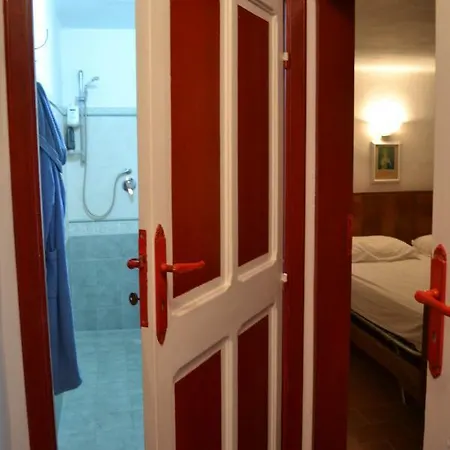 Montevecchio Apartamento Pergola